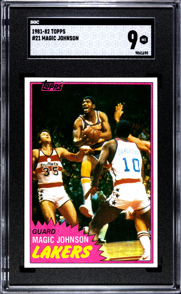 1981-82 TOPPS MAGIC JOHNSON #21 SGC 9