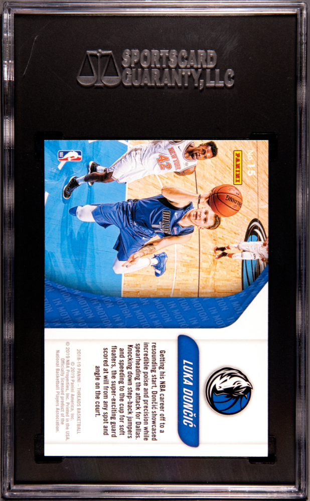 2018 Panini Threads Luka Doncic #15 Motion Dazzle SGC 10