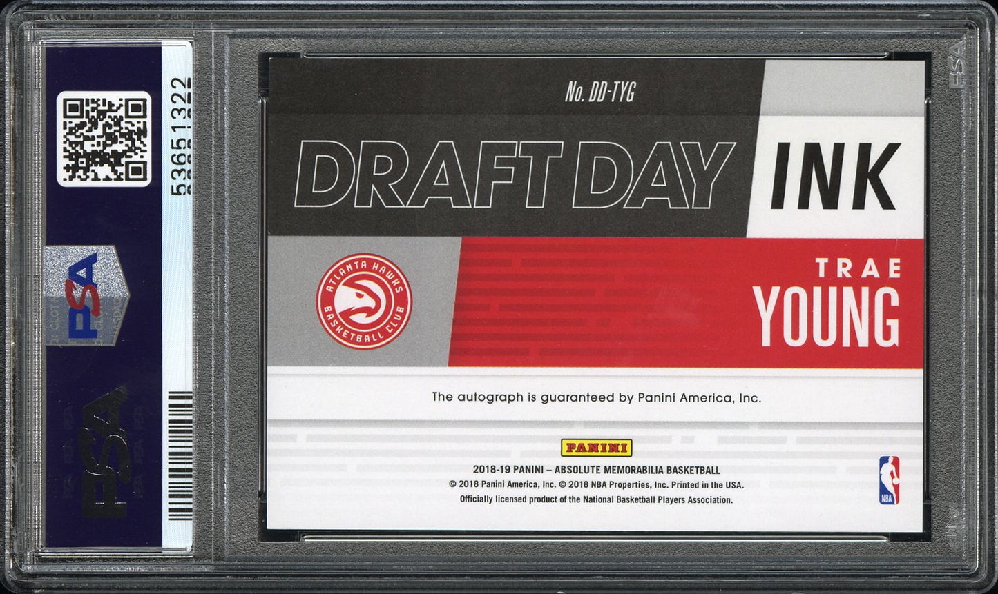 2018 Panini Absolute Memorabilia Draft Day Ink Trae Young #DDTYG Level 1 041/125 PSA 9