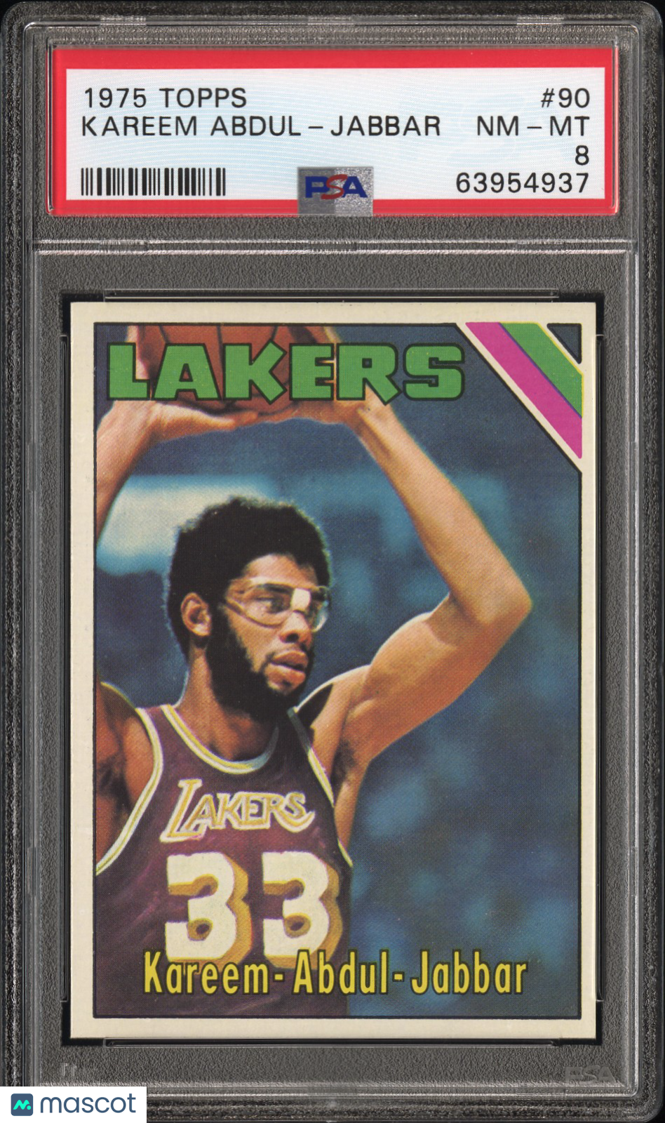 1975 Topps Kareem Abdul-Jabbar #90 PSA 8